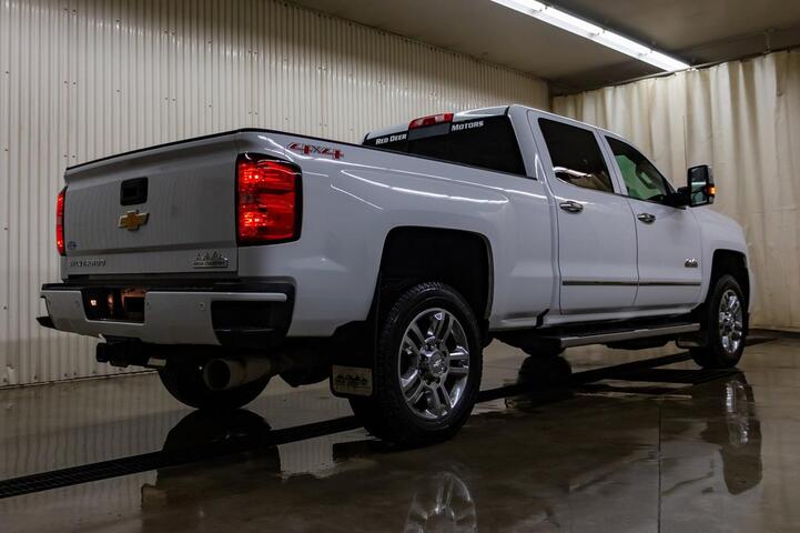 2017 Chevrolet Silverado 2500HD 4x4 Crew Cab High Country Diesel Red Deer AB