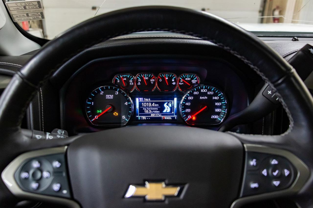 2017 Chevrolet Silverado 2500HD 4x4 Crew Cab High Country Diesel Red Deer AB