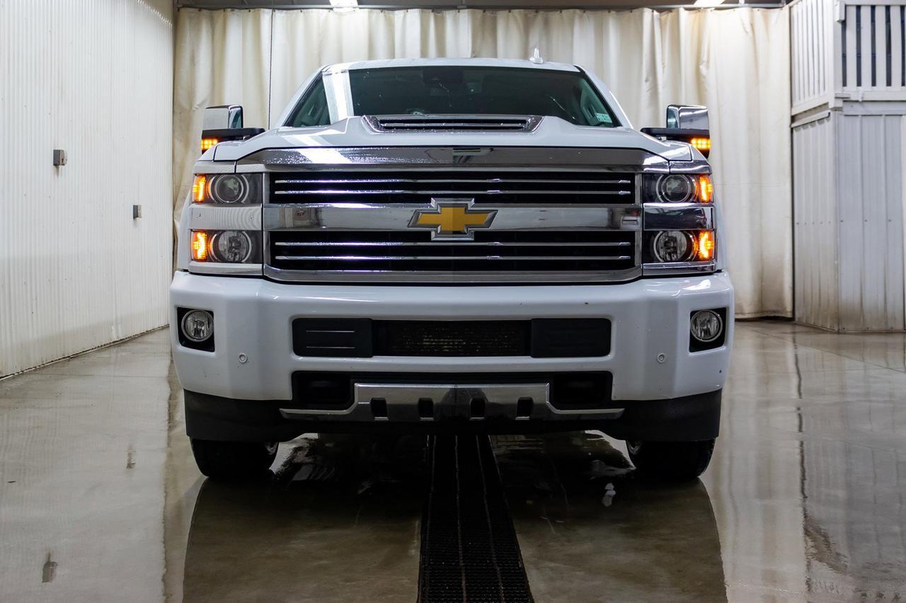2017 Chevrolet Silverado 2500HD 4x4 Crew Cab High Country Diesel Red Deer AB