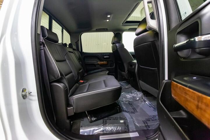 2017 Chevrolet Silverado 2500HD 4x4 Crew Cab High Country Diesel Red Deer AB