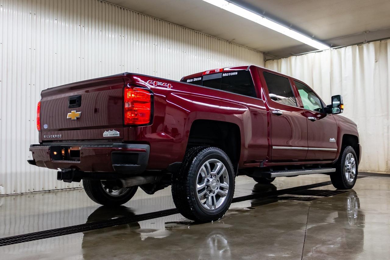 2017 Chevrolet Silverado 2500HD 4x4 Crew Cab High Country Leather Roof Nav Red Deer AB