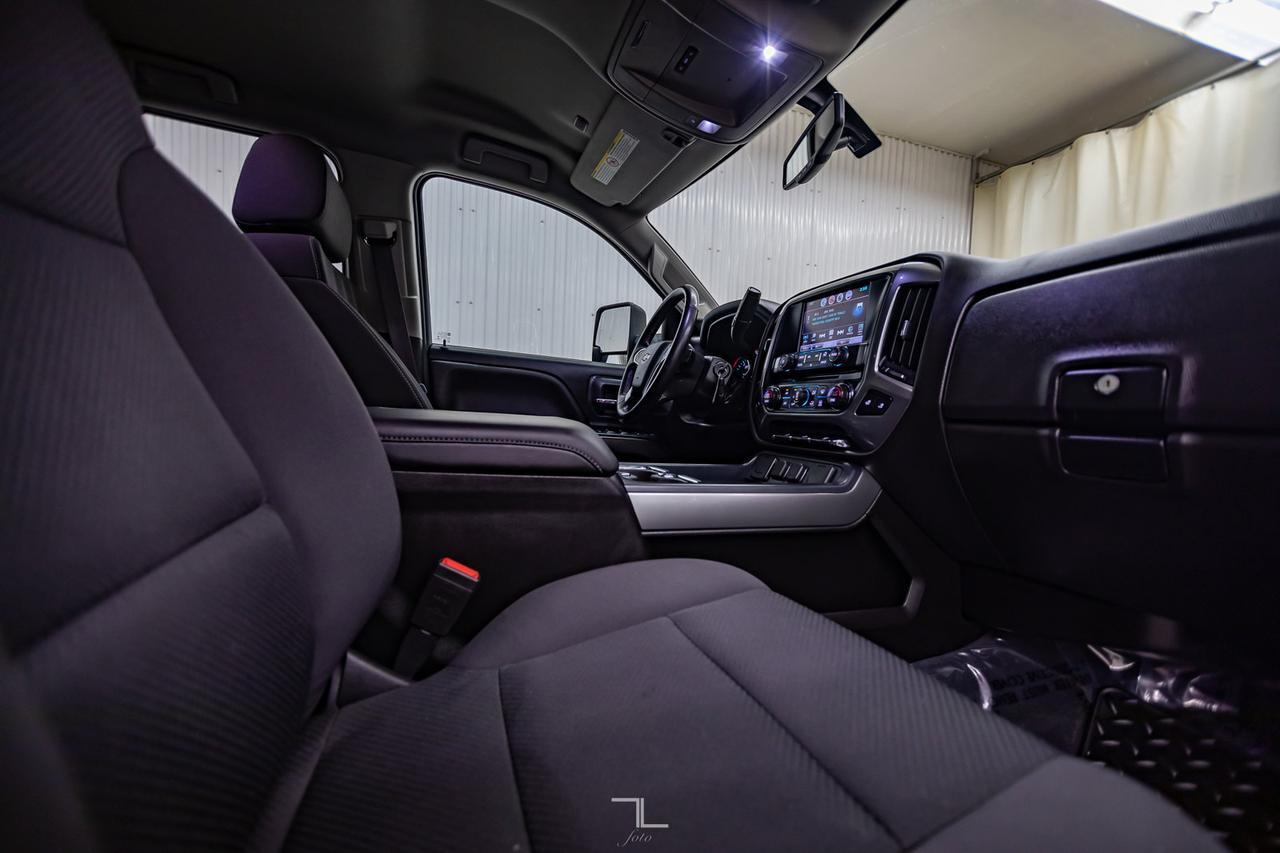 2017 Chevrolet Silverado 2500HD 4x4 Crew Cab LT Diesel BCam Red Deer AB
