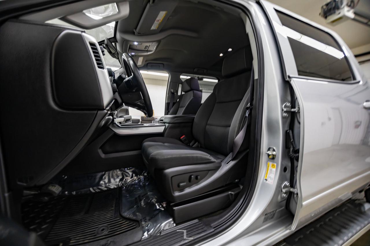 2017 Chevrolet Silverado 2500HD 4x4 Crew Cab LT Diesel BCam Red Deer AB