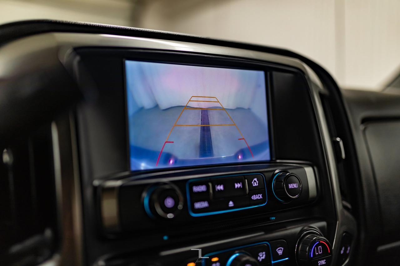 2017 Chevrolet Silverado 2500HD 4x4 Crew Cab LT Diesel BCam Red Deer AB