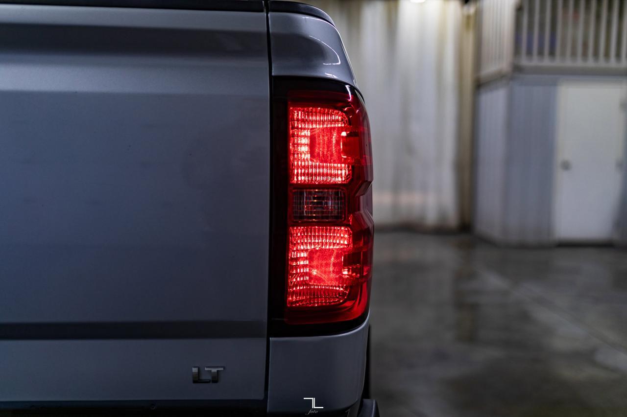 2017 Chevrolet Silverado 2500HD 4x4 Crew Cab LT Diesel BCam Red Deer AB