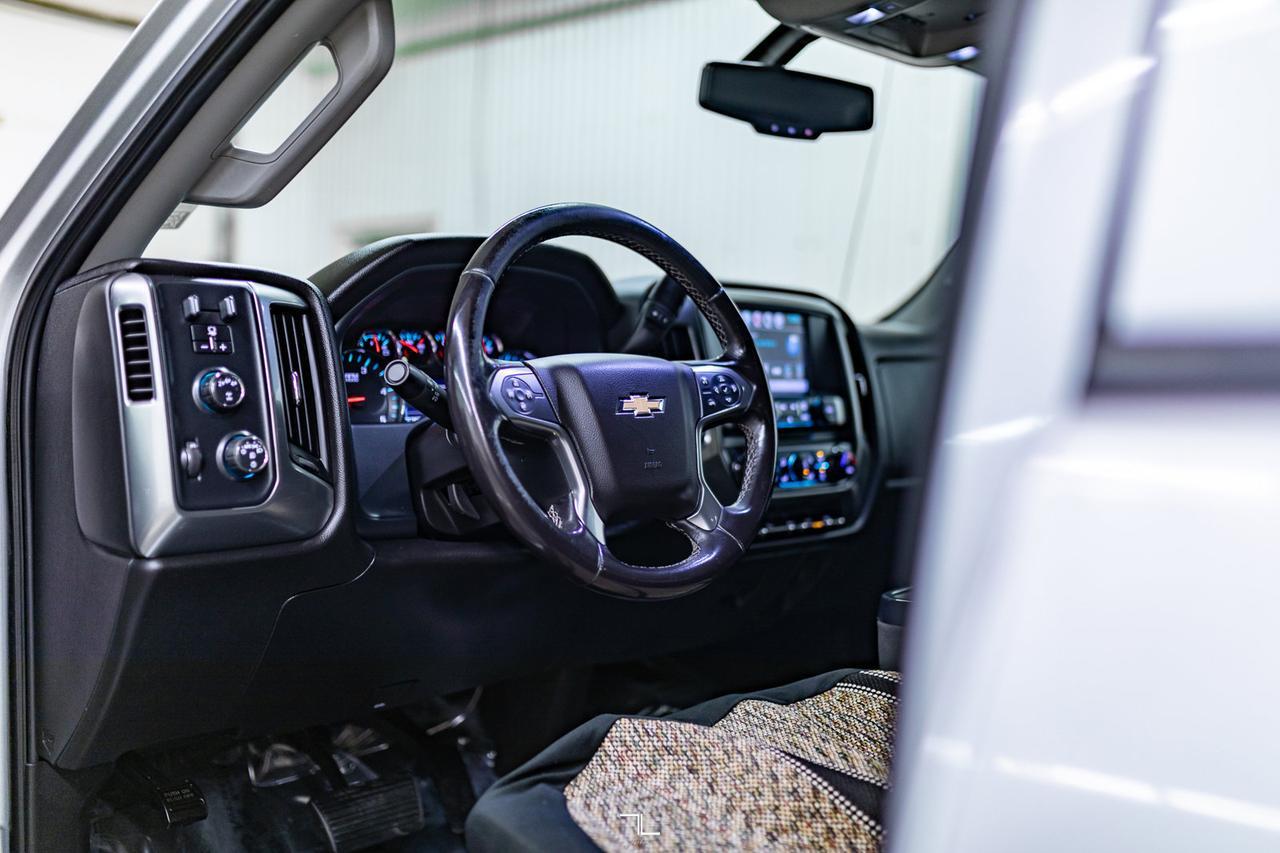 2017 Chevrolet Silverado 2500HD 4x4 Crew Cab LT Diesel BCam Red Deer AB