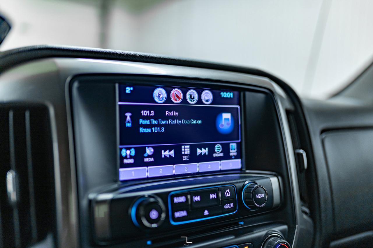 2017 Chevrolet Silverado 2500HD 4x4 Crew Cab LT Diesel BCam Red Deer AB