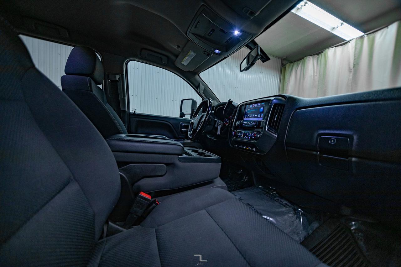 2017 Chevrolet Silverado 2500HD 4x4 Crew Cab LT Diesel BCam Red Deer AB