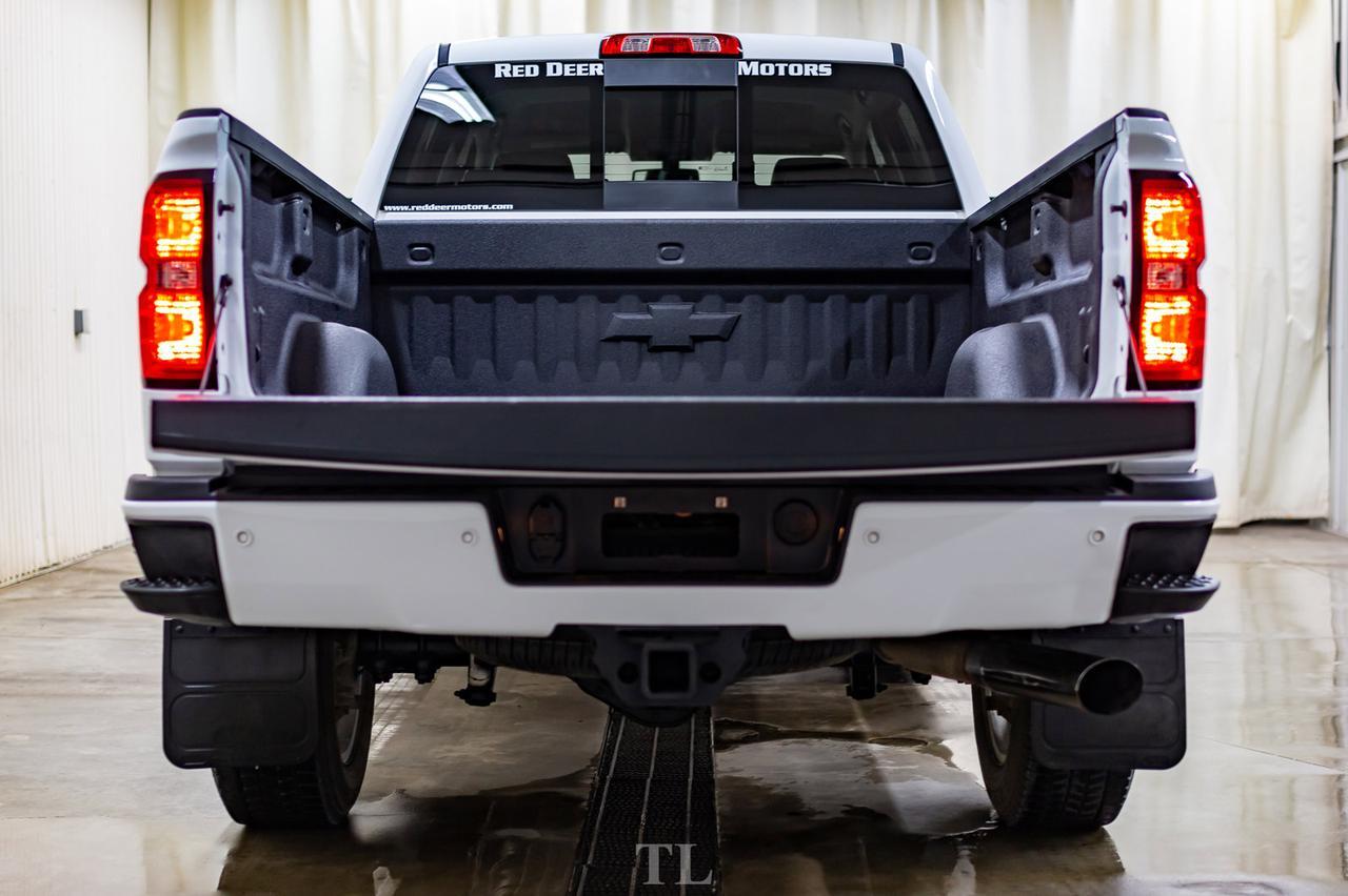 2017 Chevrolet Silverado 2500HD 4x4 Crew Cab LT Z71 Leather Nav BCam Red Deer AB