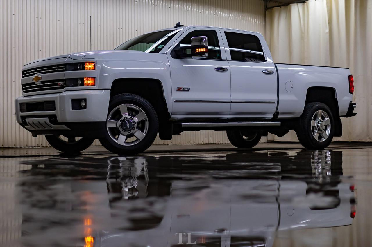 2017 Chevrolet Silverado 2500HD 4x4 Crew Cab LT Z71 Leather Nav BCam Red Deer AB
