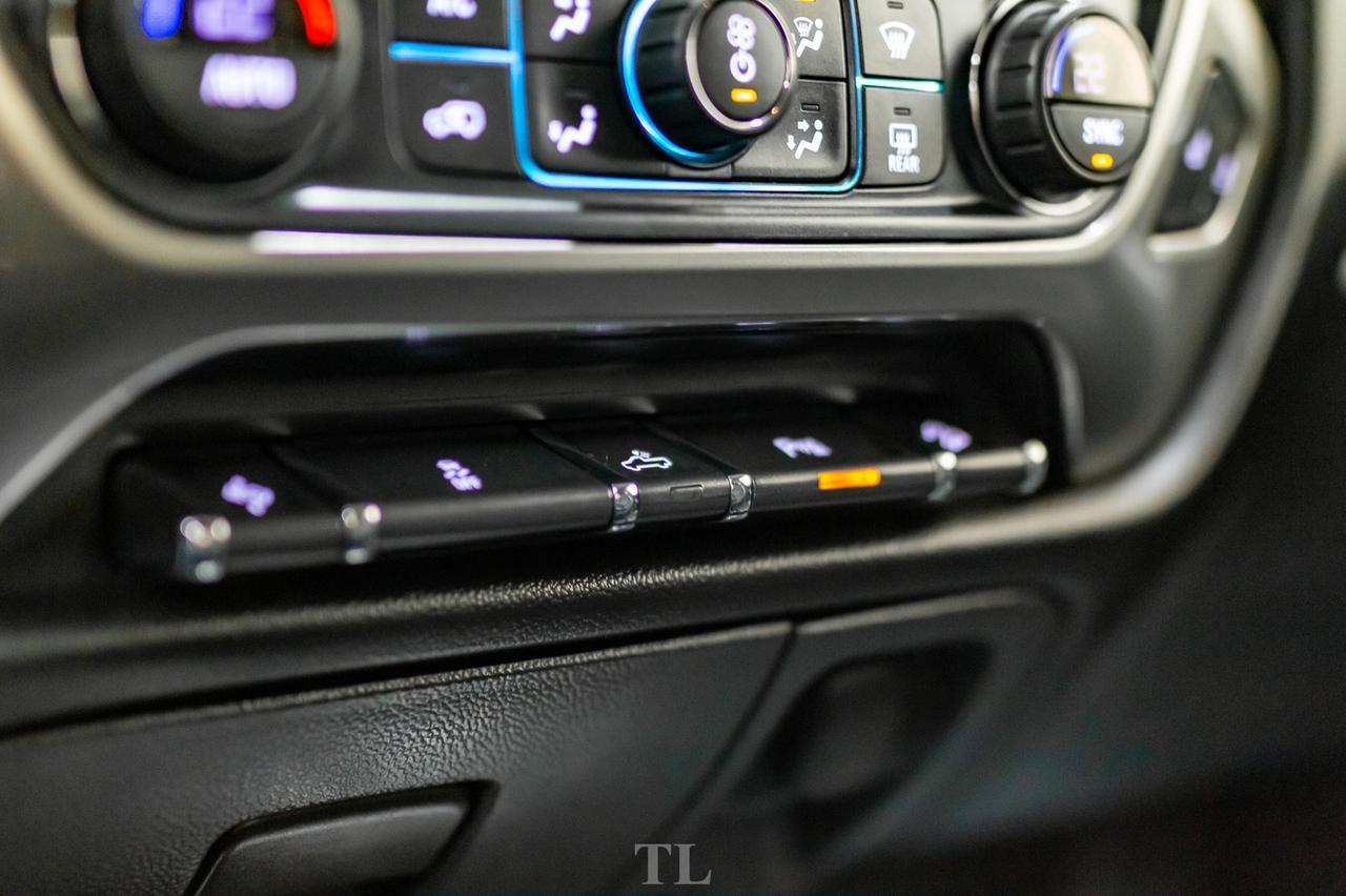 2017 Chevrolet Silverado 2500HD 4x4 Crew Cab LT Z71 Leather Nav BCam Red Deer AB