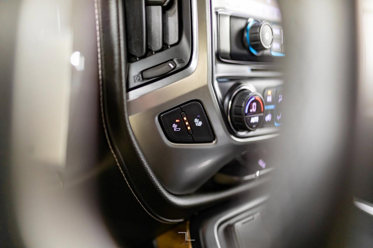 2017 Chevrolet Silverado 2500HD 4x4 Crew Cab LTZ Leather BCam Red Deer AB