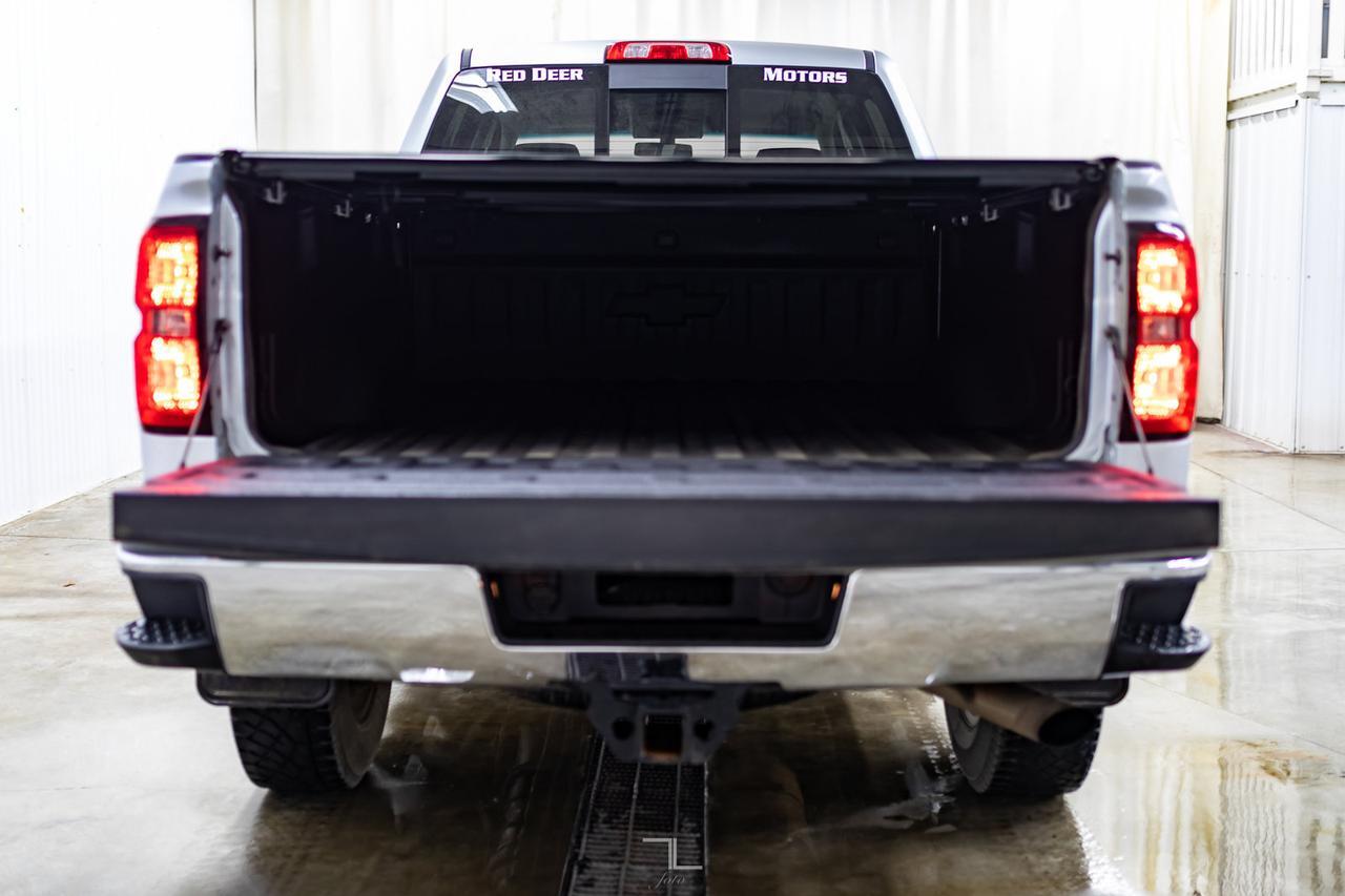 2017 Chevrolet Silverado 2500HD 4x4 Crew Cab LTZ Leather BCam Red Deer AB