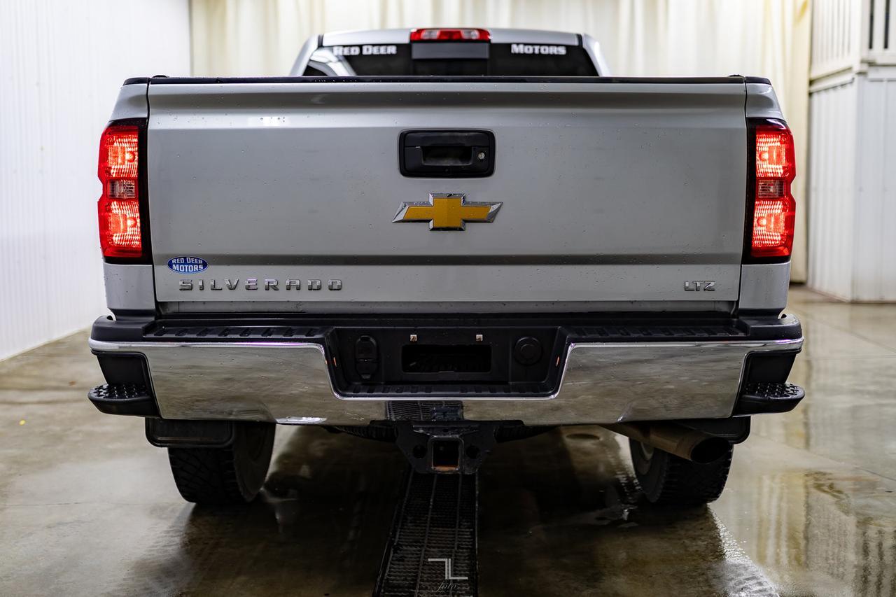 2017 Chevrolet Silverado 2500HD 4x4 Crew Cab LTZ Leather BCam Red Deer AB
