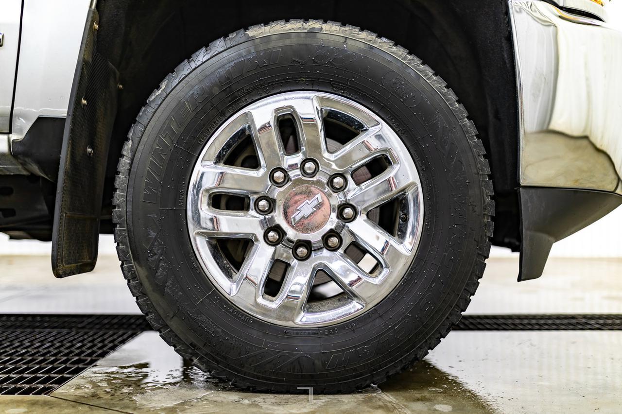 2017 Chevrolet Silverado 2500HD 4x4 Crew Cab LTZ Leather BCam Red Deer AB