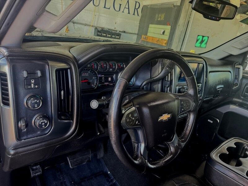 2017 Chevrolet Silverado 2500HD 4x4 Crew Cab LTZ w/ Duramax Plus Package and Z71 Arlington VA