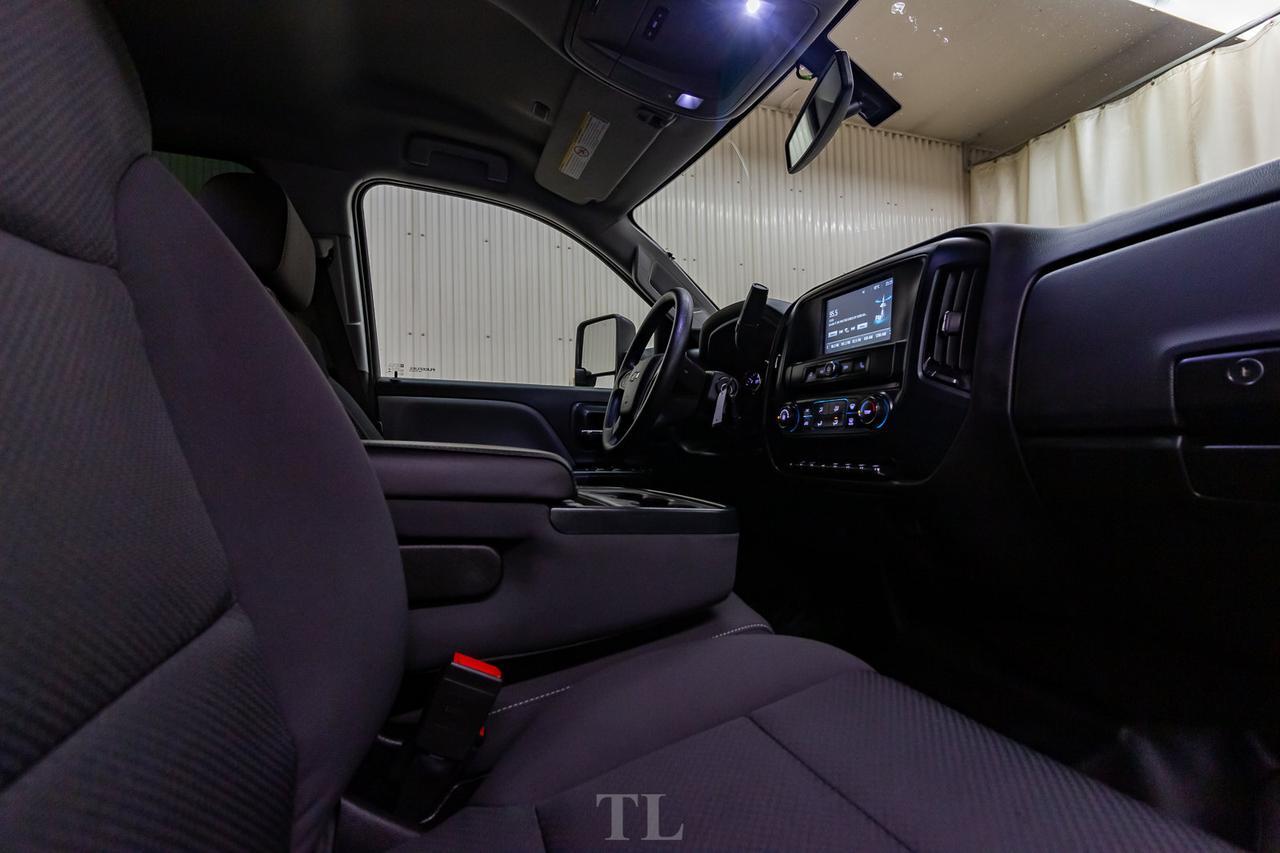 2017 Chevrolet Silverado 2500HD 4x4 Crew Cab WT Longbox BCam Pseat Red Deer AB
