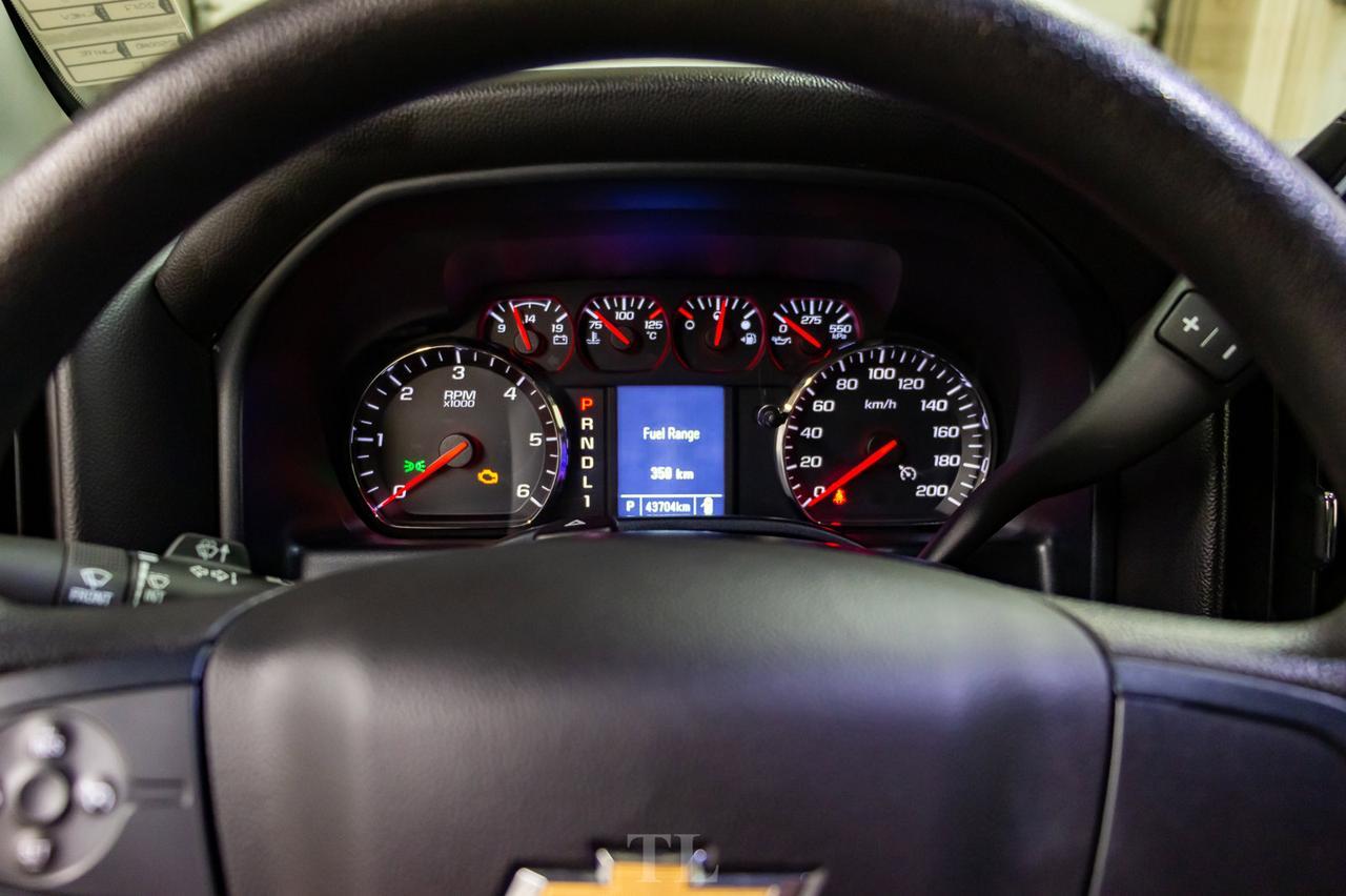 2017 Chevrolet Silverado 2500HD 4x4 Crew Cab WT Longbox BCam Pseat Red Deer AB