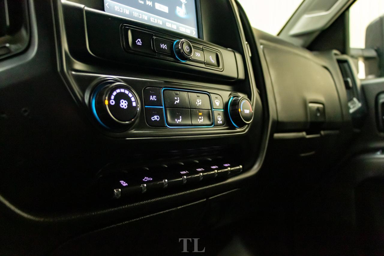 2017 Chevrolet Silverado 2500HD 4x4 Crew Cab WT Longbox BCam Pseat Red Deer AB