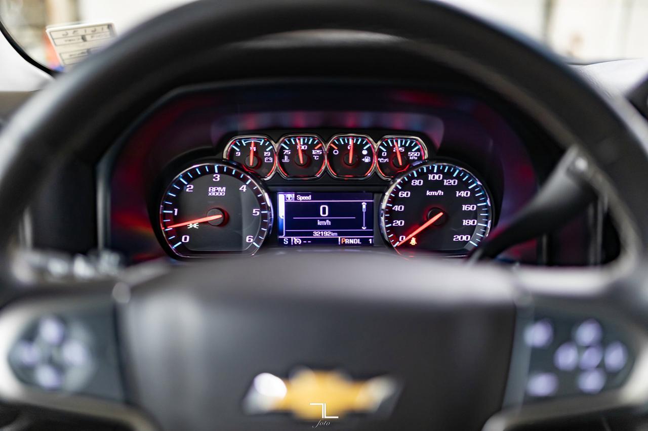 2017 Chevrolet Silverado 2500HD 4x4 Reg Cab LT Longbox BCam Red Deer AB