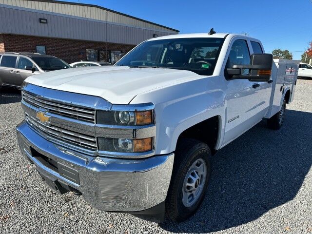 2017 Chevrolet Silverado 2500HD Double Cab Knapheide Utility Body Work Truck