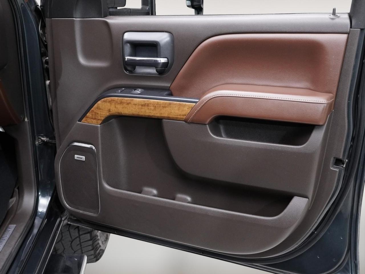 2017 Chevrolet Silverado 2500HD High Country 6.6L Duramax 4x4 Mansfield TX