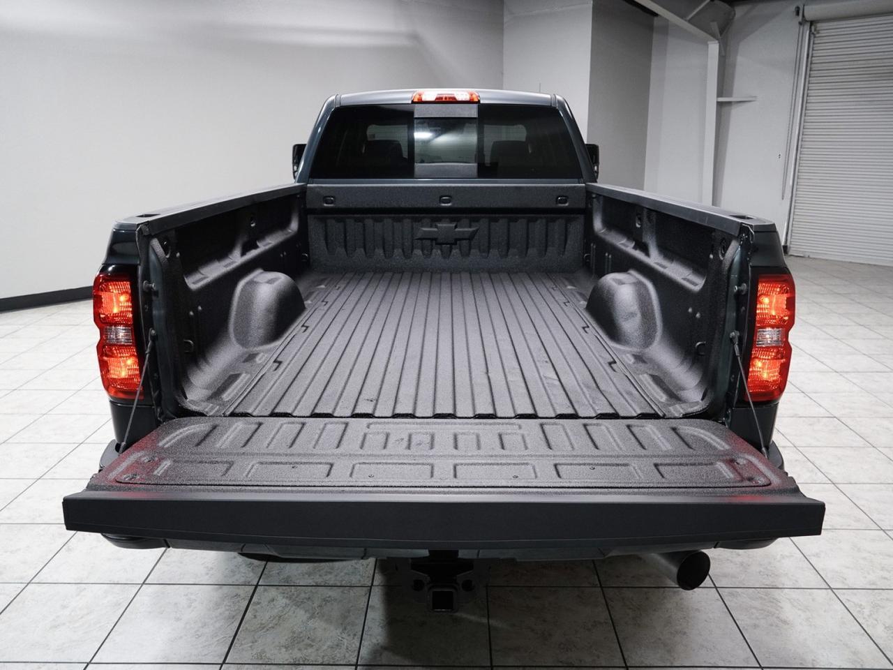 2017 Chevrolet Silverado 2500HD High Country 6.6L Duramax 4x4 Mansfield TX