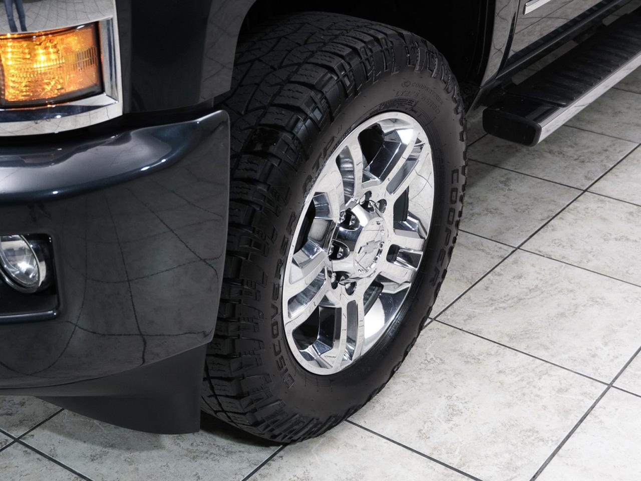 2017 Chevrolet Silverado 2500HD High Country 6.6L Duramax Diesel 4x4 Mansfield TX