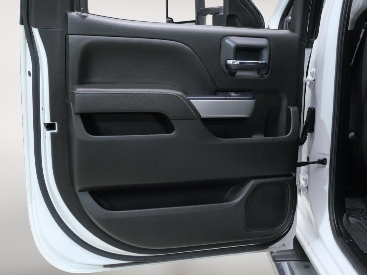 2017 Chevrolet Silverado 2500HD LT Z71 6.6L Duramax 4x4 Mansfield TX