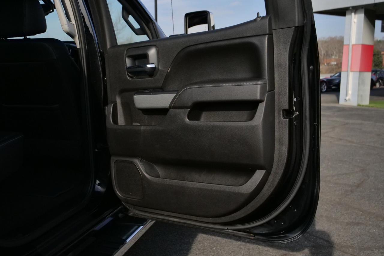 2017 Chevrolet Silverado 2500HD LTZ 4X4 / Plus Package / Wheels & Tires Upgrade! Lincolnton NC