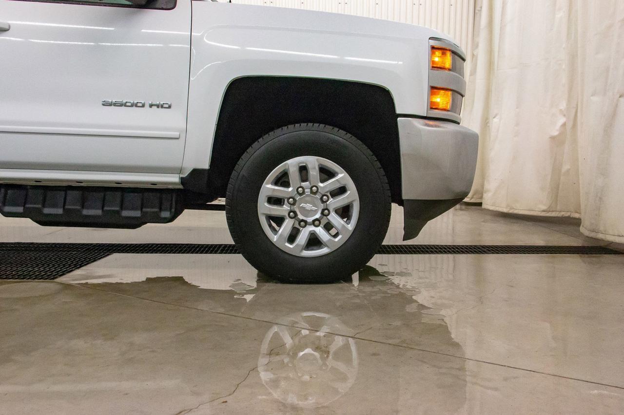 2017 Chevrolet Silverado 3500HD 4x4 Crew Cab LT Diesel BCam Red Deer AB
