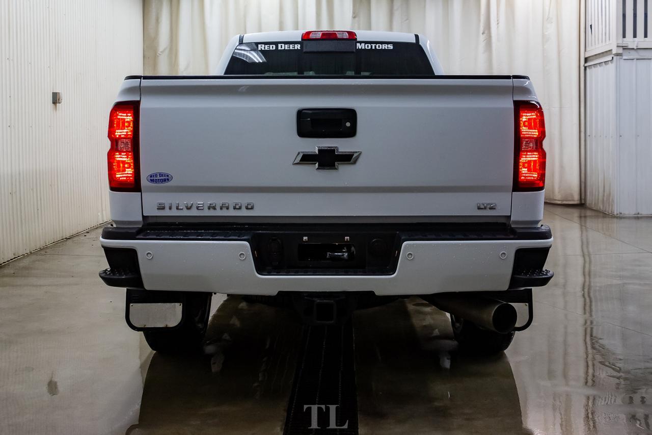 2017 Chevrolet Silverado 3500HD 4x4 Crew Cab LTZ Diesel Leather Roof Nav Red Deer AB