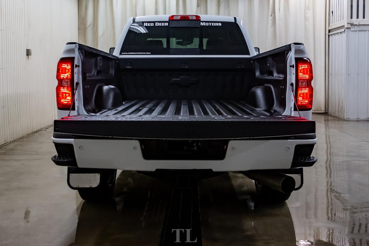 2017 Chevrolet Silverado 3500HD 4x4 Crew Cab LTZ Diesel Leather Roof Nav Red Deer AB