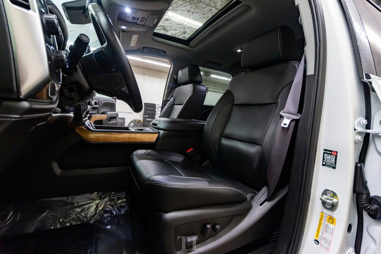 2017 Chevrolet Silverado 3500HD 4x4 Crew Cab LTZ Diesel Leather Roof Nav Red Deer AB