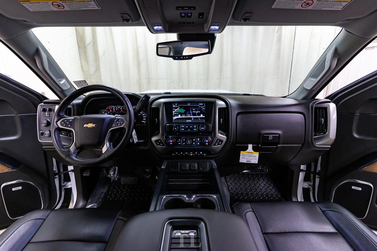 2017 Chevrolet Silverado 3500HD 4x4 Crew Cab LTZ Diesel Leather Roof Nav Red Deer AB