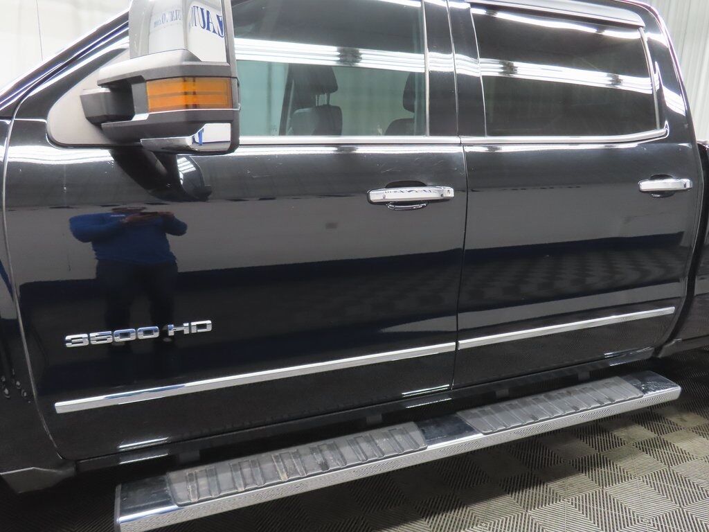 2017 Chevrolet Silverado 3500HD 4x4 Crew Cab LTZ Fond du Lac WI