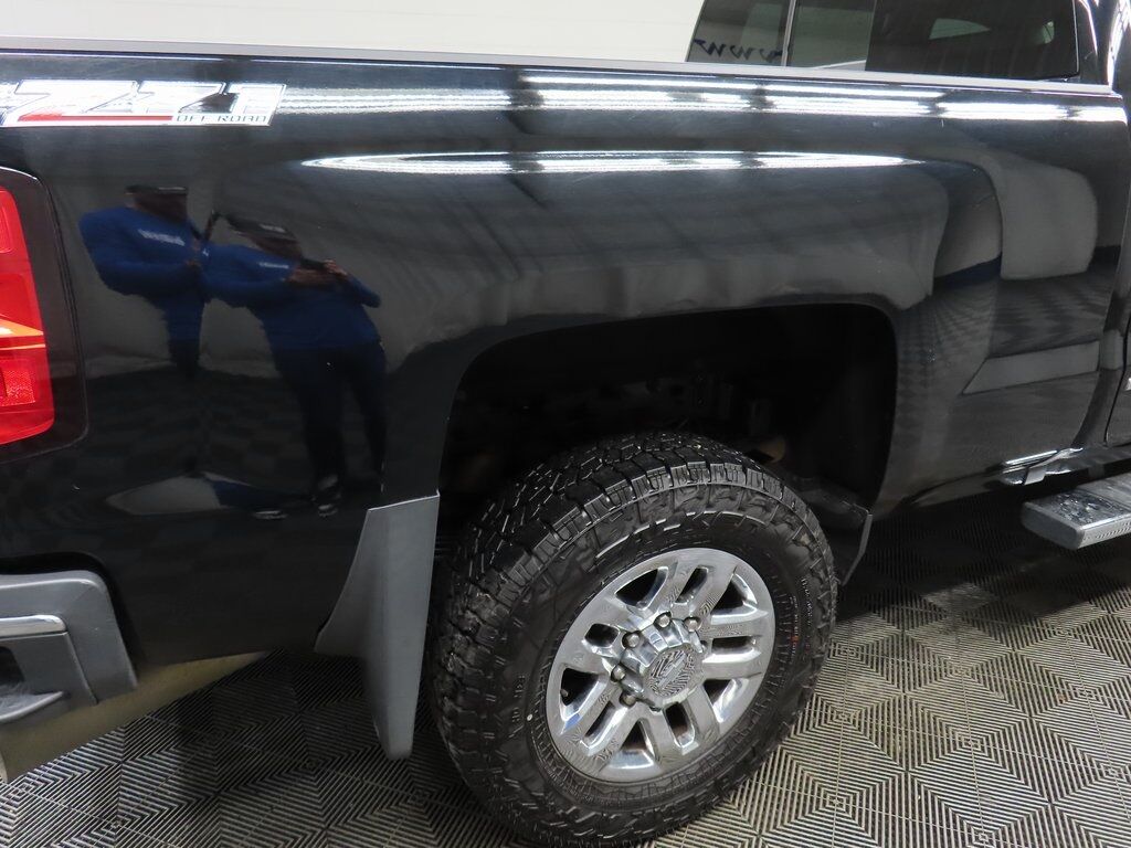 2017 Chevrolet Silverado 3500HD 4x4 Crew Cab LTZ Fond du Lac WI