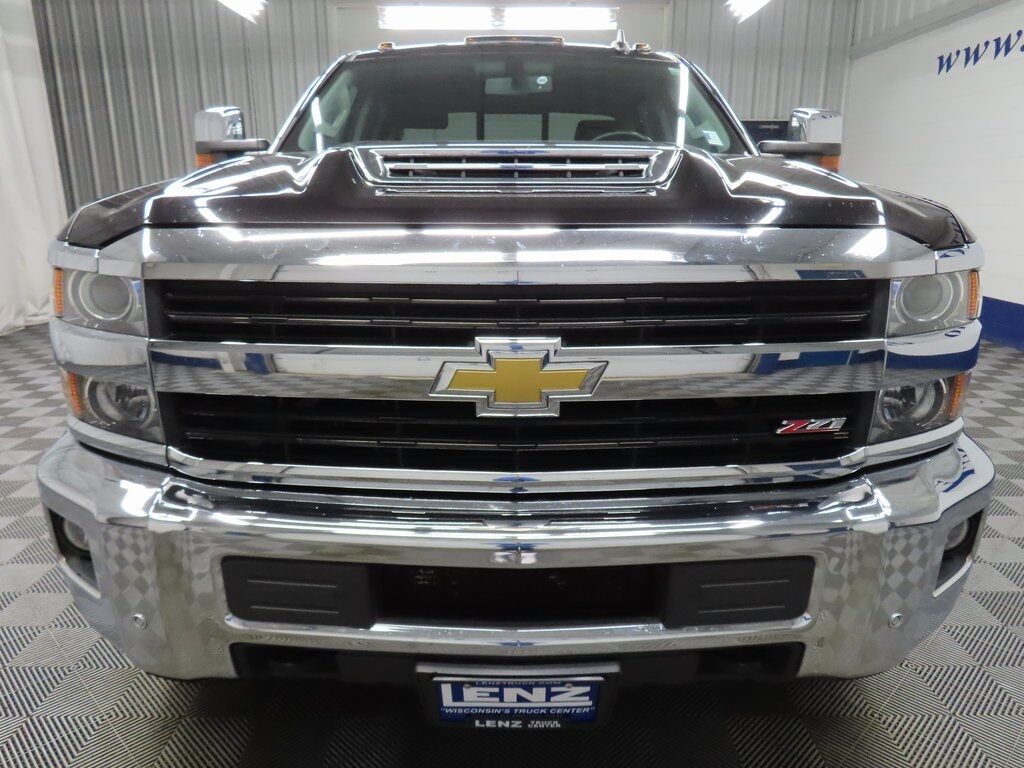 2017 Chevrolet Silverado 3500HD 4x4 Crew Cab LTZ Fond du Lac WI