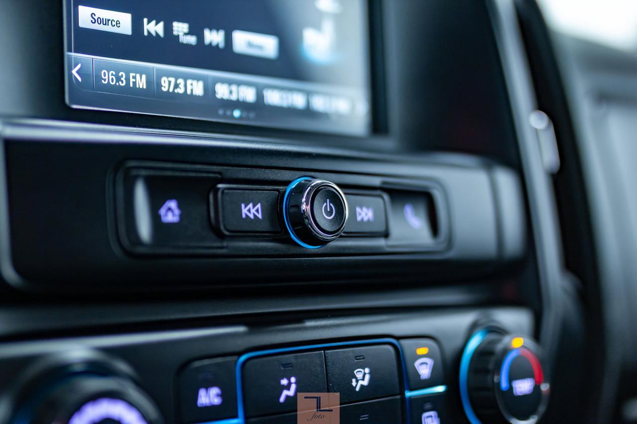 2017 Chevrolet Silverado 3500HD 4x4 Double Cab WT Longbox BCam Red Deer AB