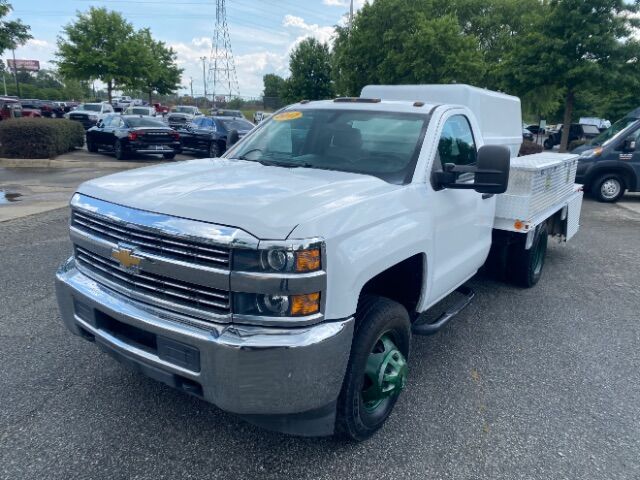 2017 Chevrolet Silverado 3500HD Chassis WT Regular Cab 1WT DRW