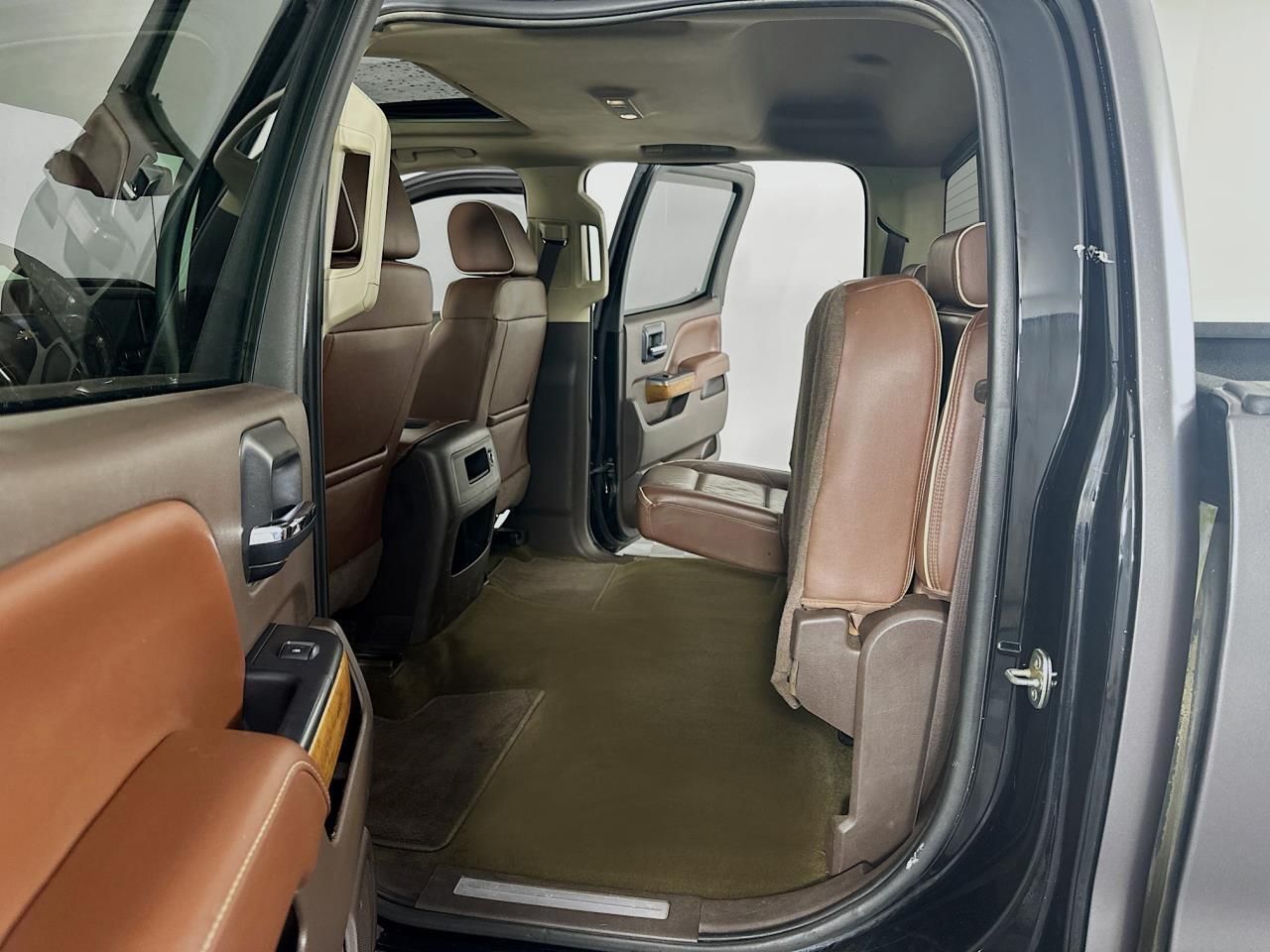 2017 Chevrolet Silverado 3500HD High Country Tacoma WA