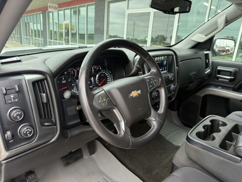 2017 Chevrolet Silverado Crew Cab 1500 4x4 LT Collinsville OK