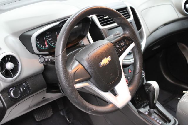 2017 Chevrolet Sonic LS Auto Chantilly VA