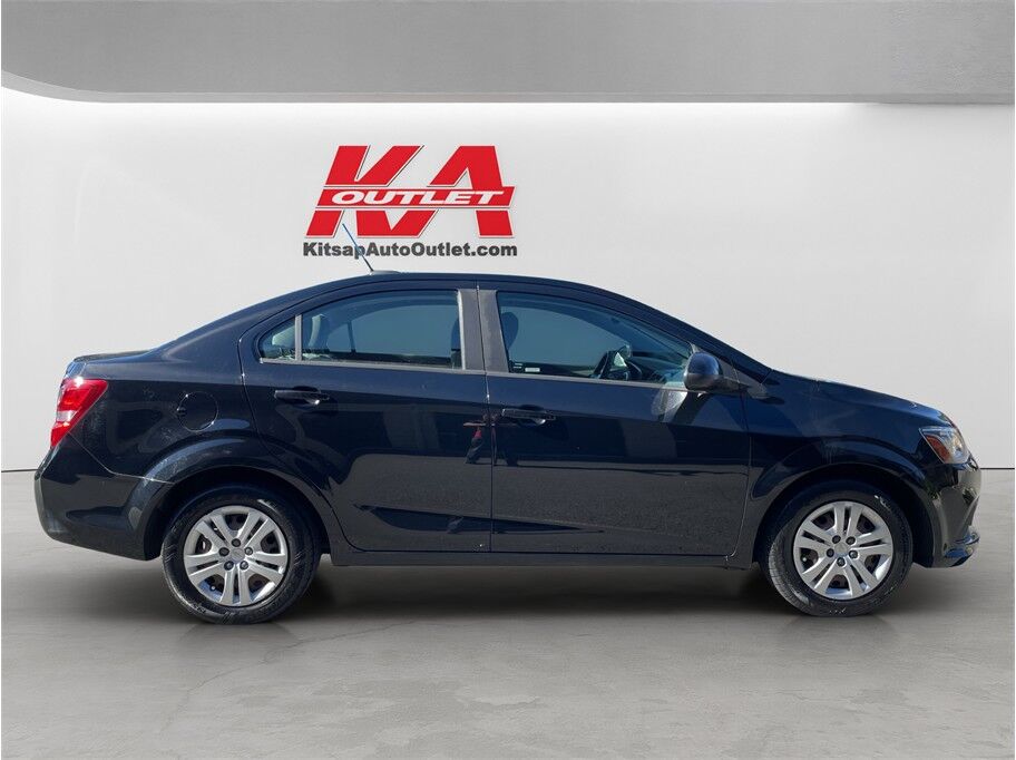 2017 Chevrolet Sonic LS Sedan 4D
