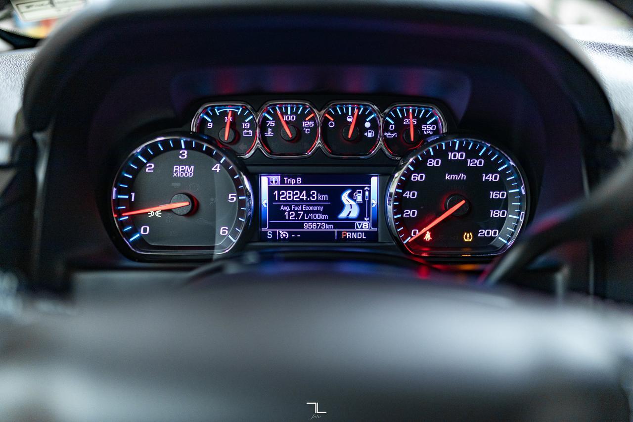 2017 Chevrolet Suburban 1500 AWD LT PSeat BCam Red Deer AB