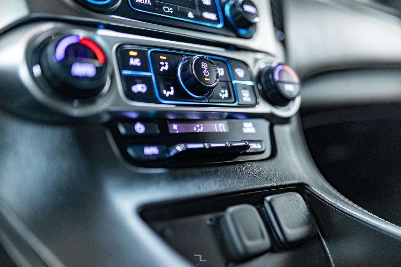 2017 Chevrolet Suburban 1500 AWD LT PSeat BCam Red Deer AB