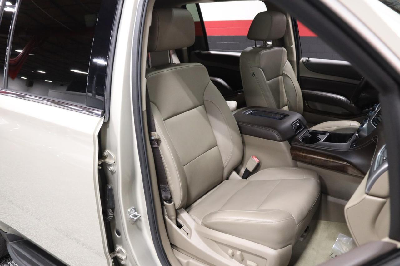 2017 Chevrolet Suburban 1LT 4WD w/Luxury Pkg 4dr Suv Skokie IL