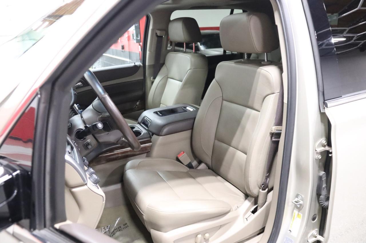 2017 Chevrolet Suburban 1LT 4WD w/Luxury Pkg 4dr Suv Skokie IL