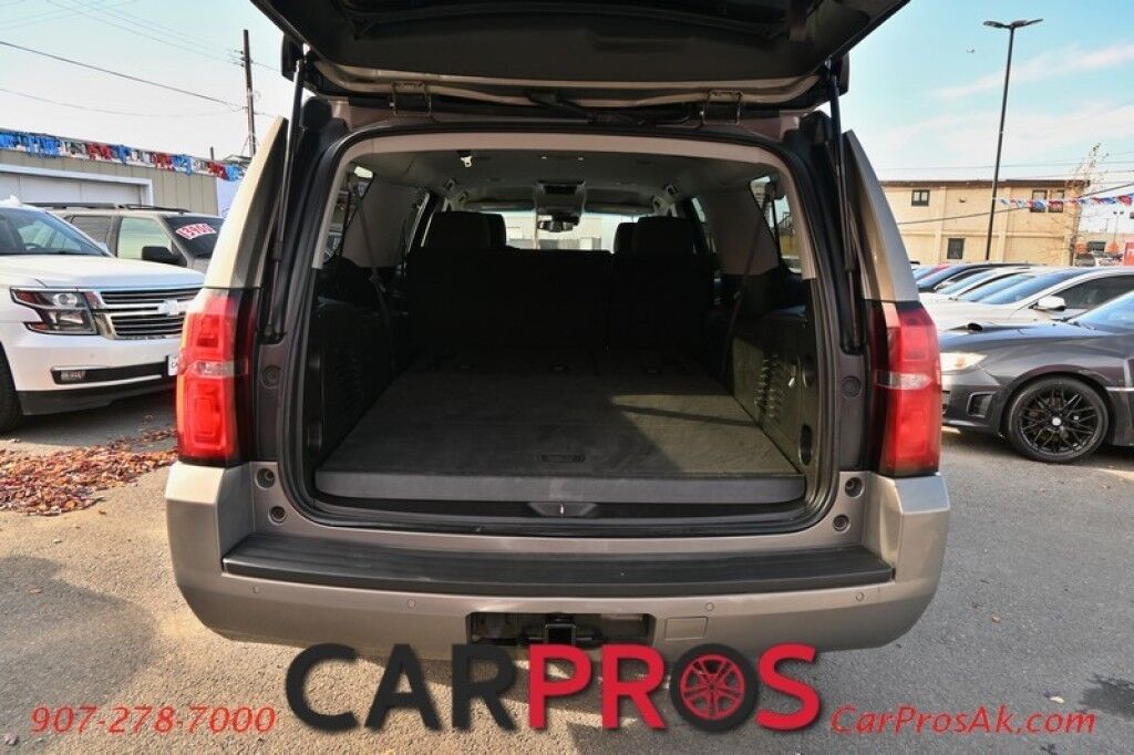 2017 Chevrolet Suburban LS - 5.3L V8 - 4X4 - Remote Start - Blocker Heater - Brake Controller - In Grill 42 Light Bar - Power Windows & Door Locks - 3rd Row Seating - Tow Package - Carfax Verified 1 Owner Anchorage AK