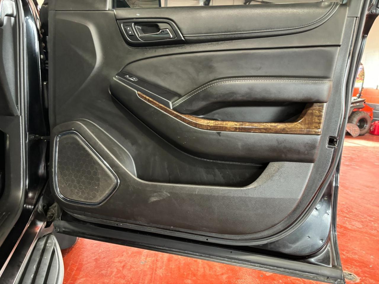 2017 Chevrolet Suburban LS Franklin OH